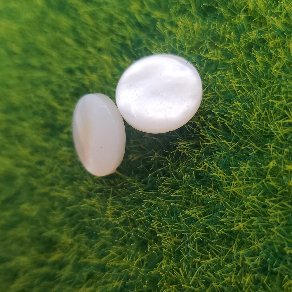 Mother Of Pearl Buttons Vintage Overflow - Picture 2 of 4